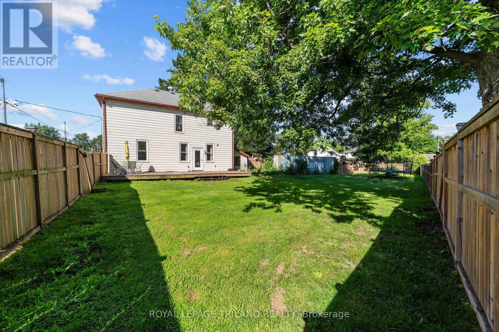 15 DUNDAS STREET - 14