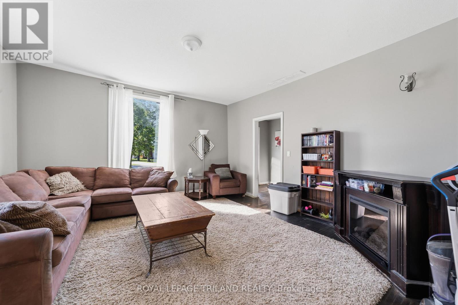 15 DUNDAS STREET - 20