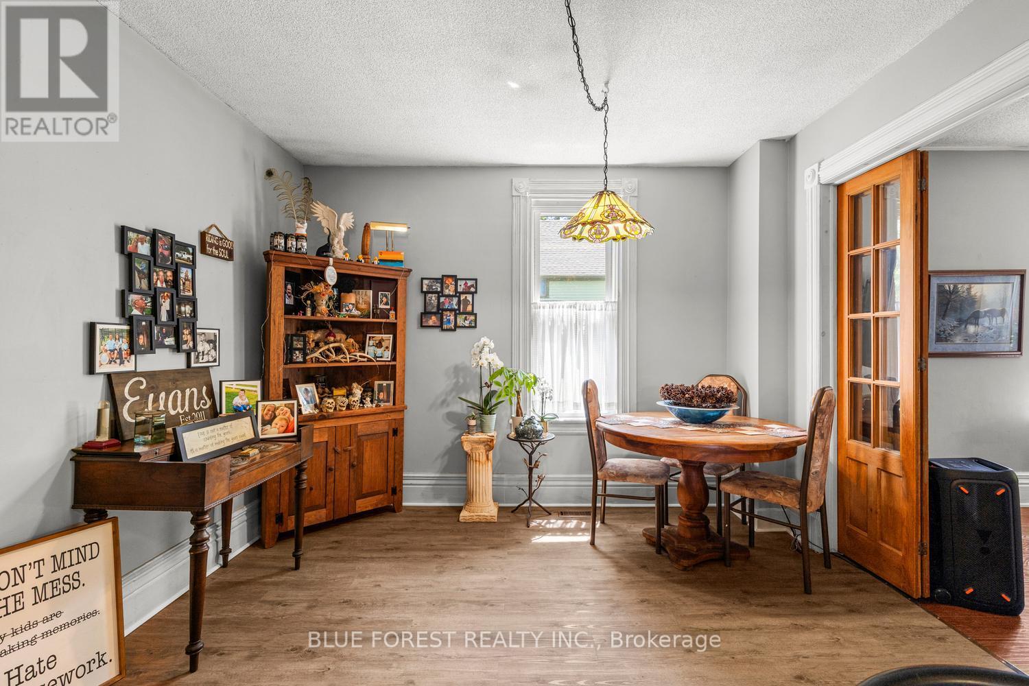 201 MARGARET STREET - 12
