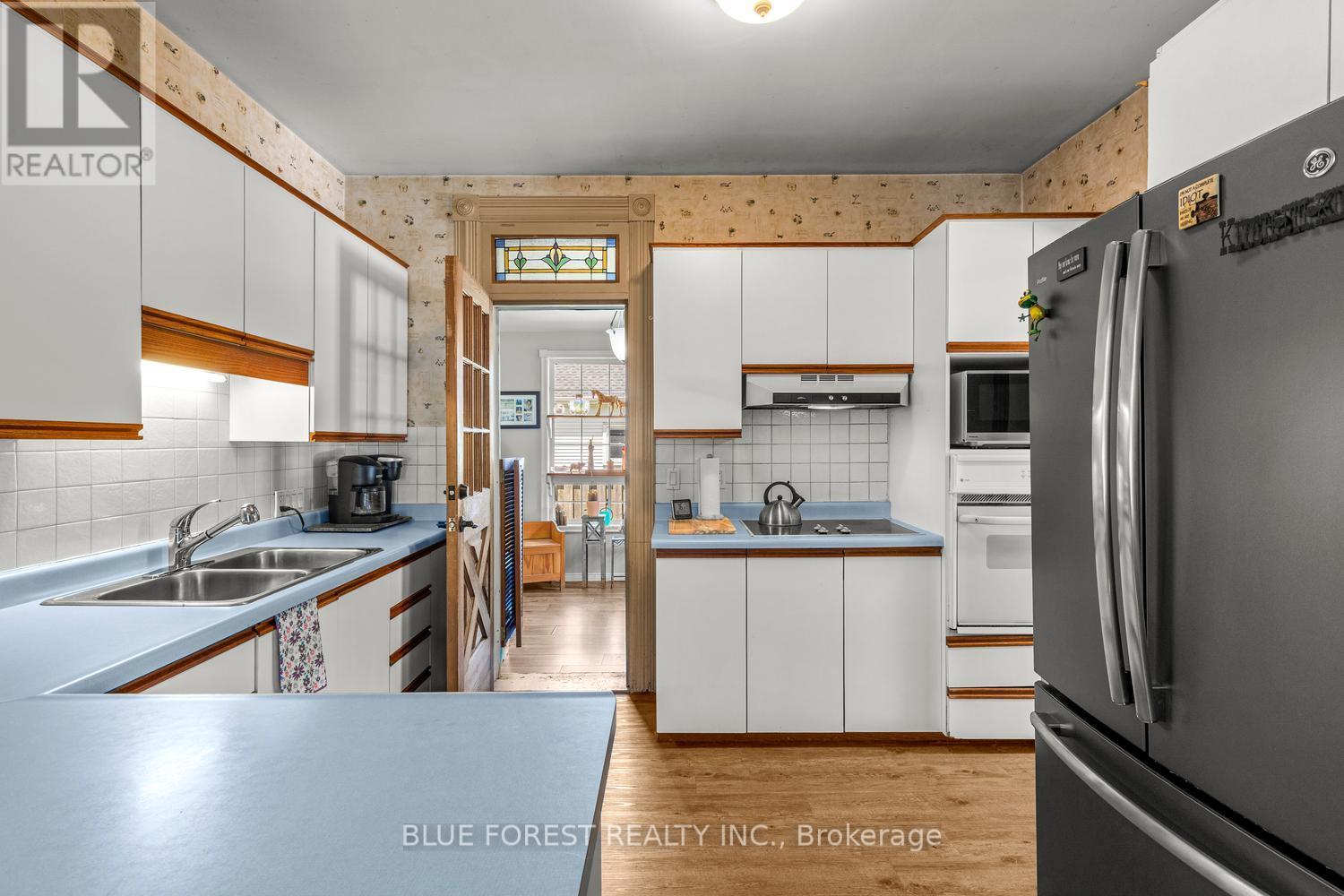 201 MARGARET STREET - 14