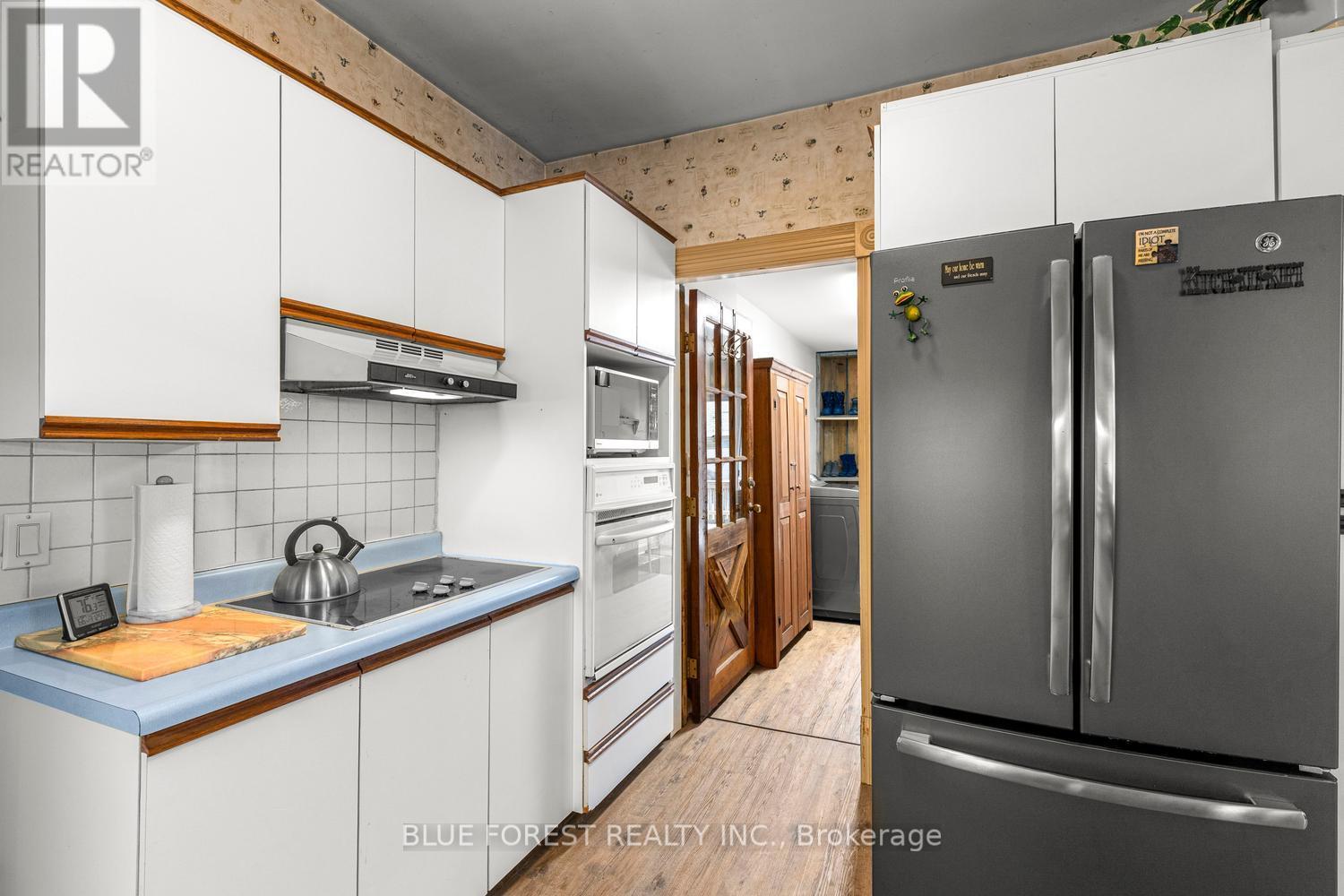 201 MARGARET STREET - 17
