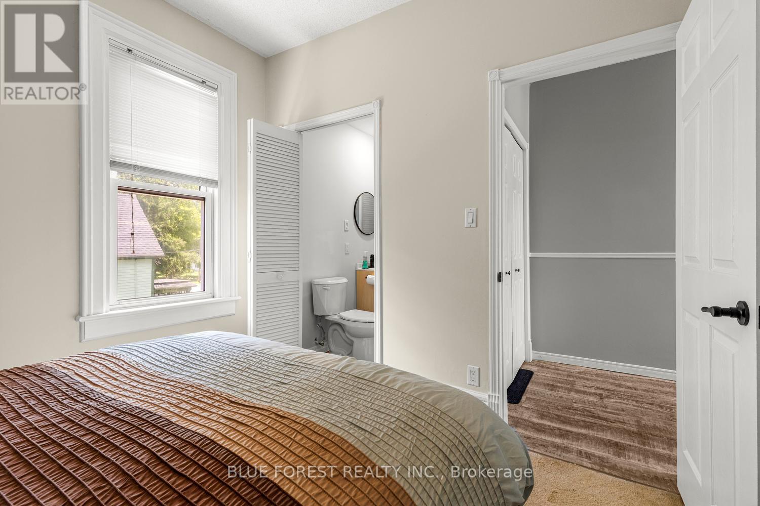 201 MARGARET STREET - 31