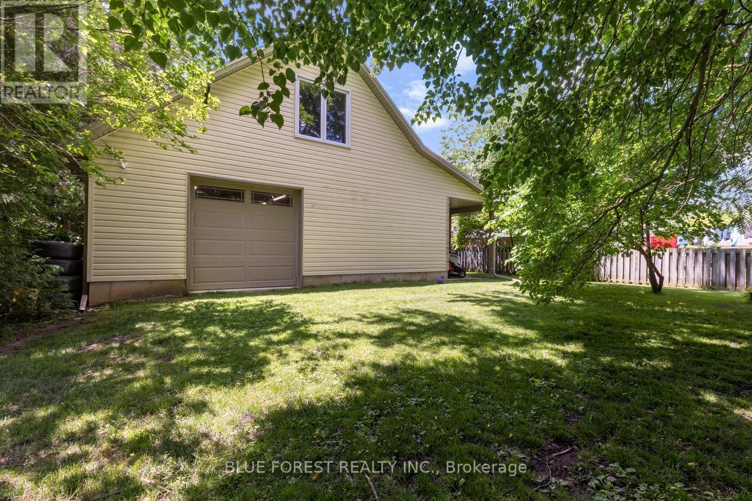 201 MARGARET STREET - 48