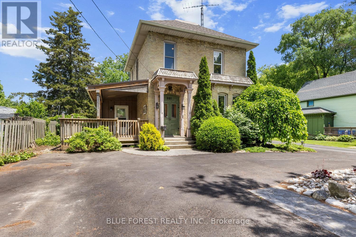 201 MARGARET STREET - 5
