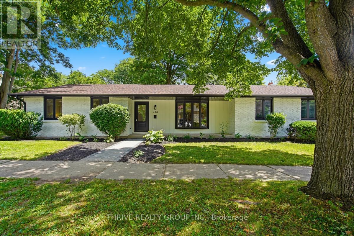 744 BARCLAY ROAD - 1