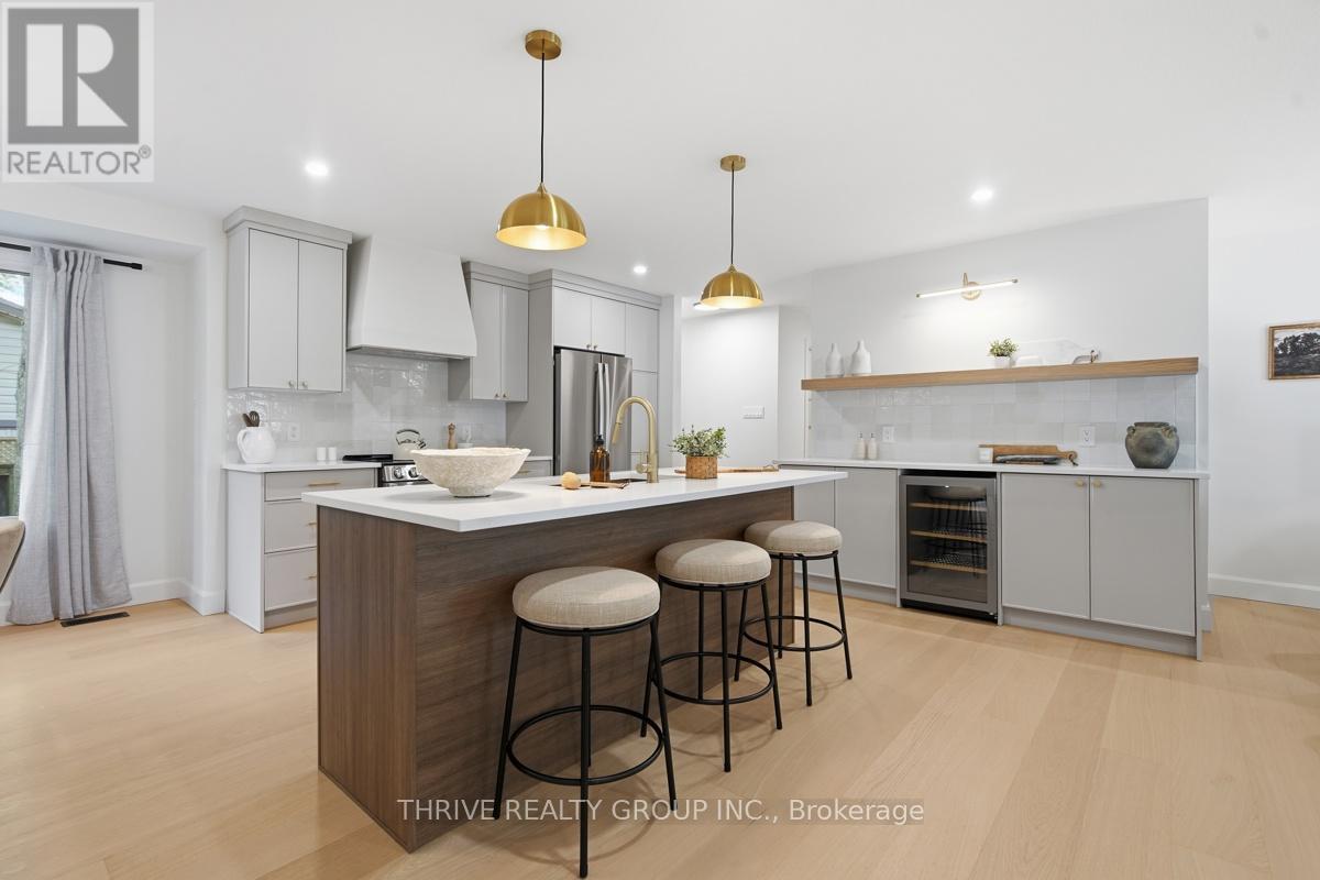 744 BARCLAY ROAD - 14