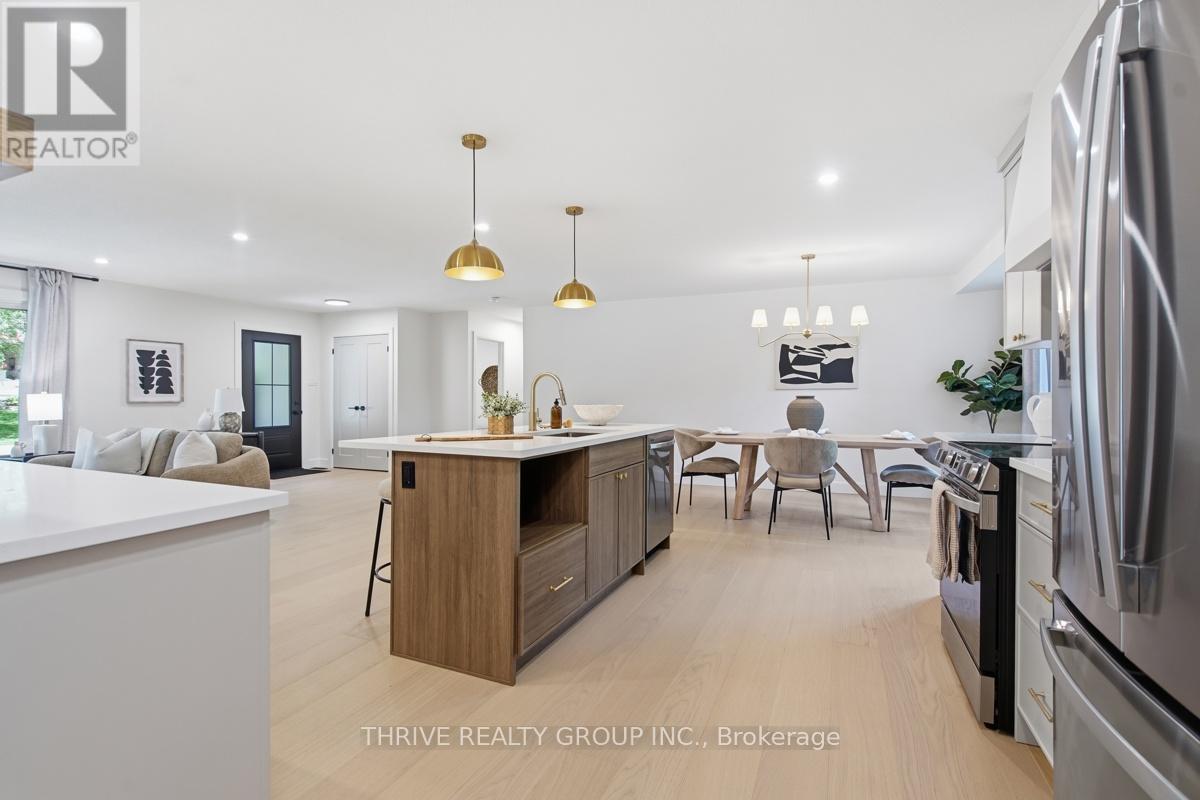 744 BARCLAY ROAD - 19