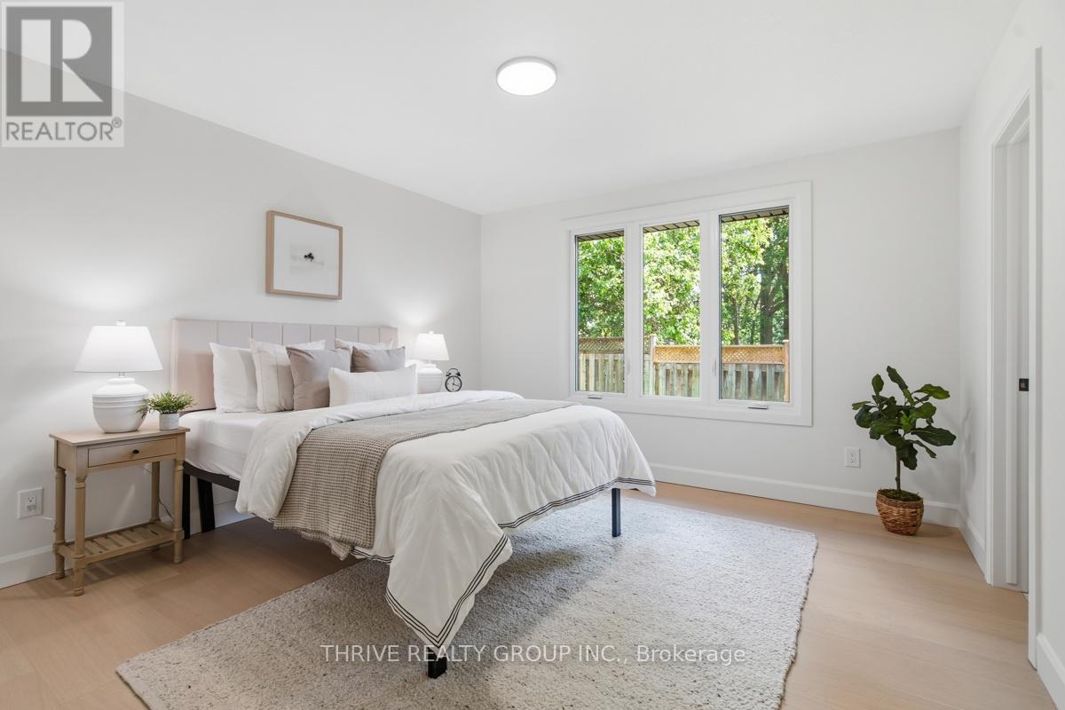 744 BARCLAY ROAD - 21