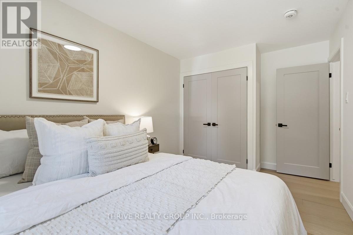744 BARCLAY ROAD - 27