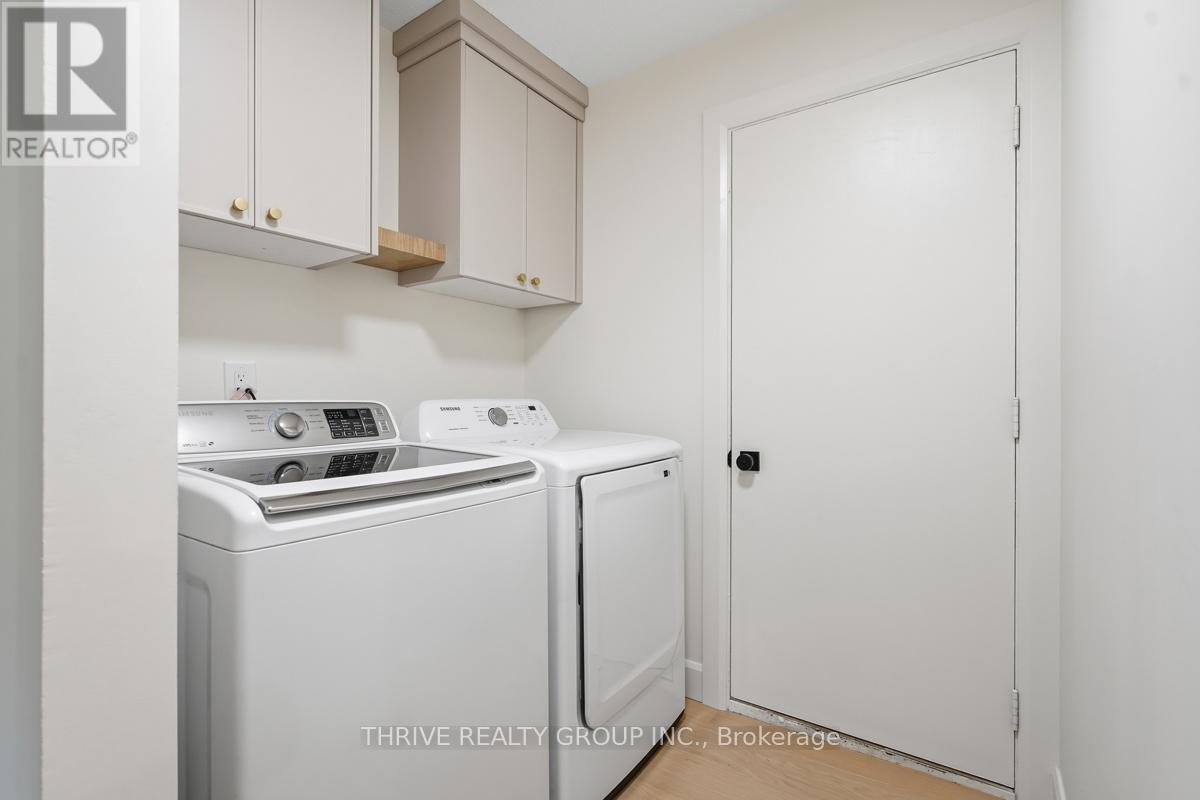 744 BARCLAY ROAD - 36