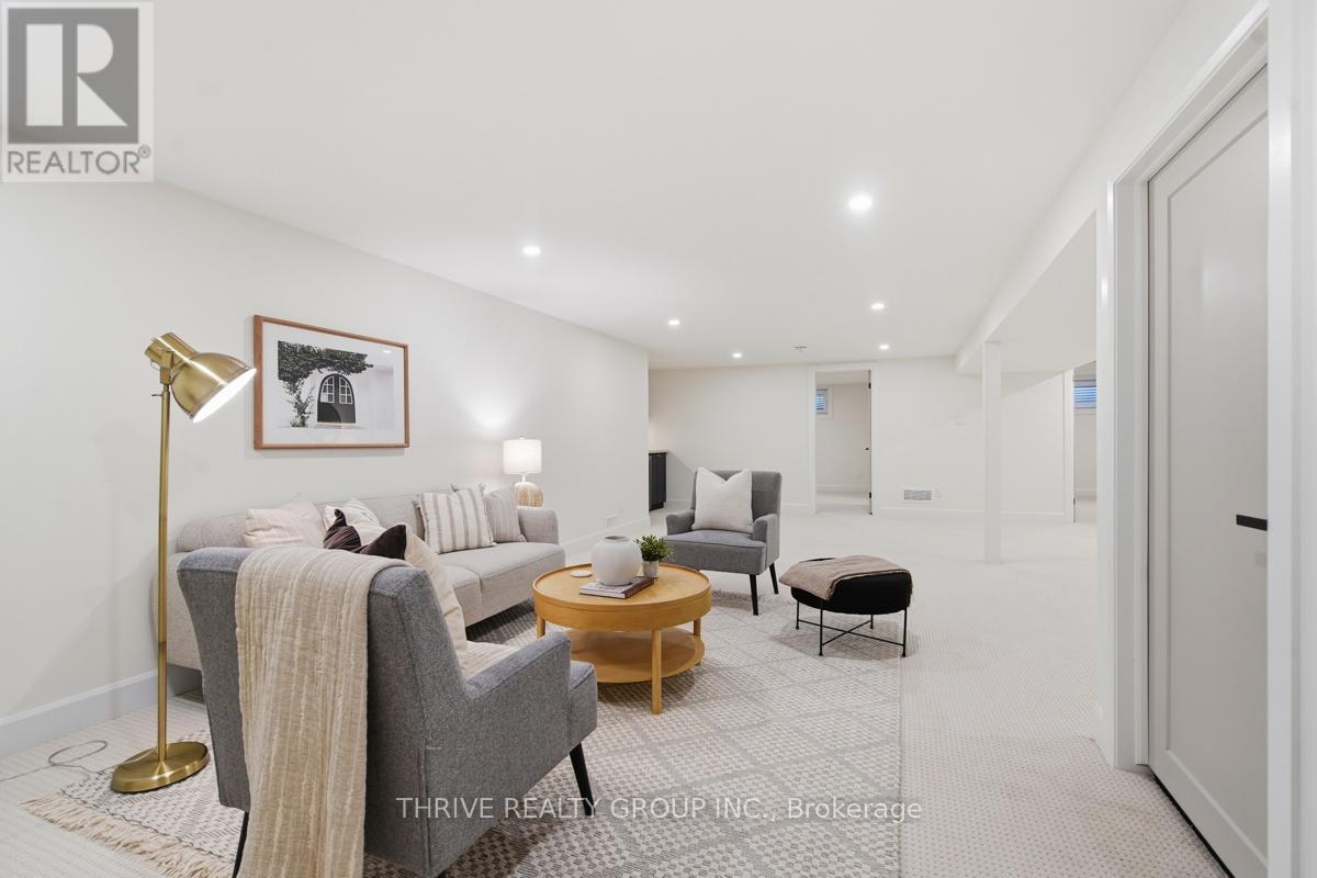744 BARCLAY ROAD - 39