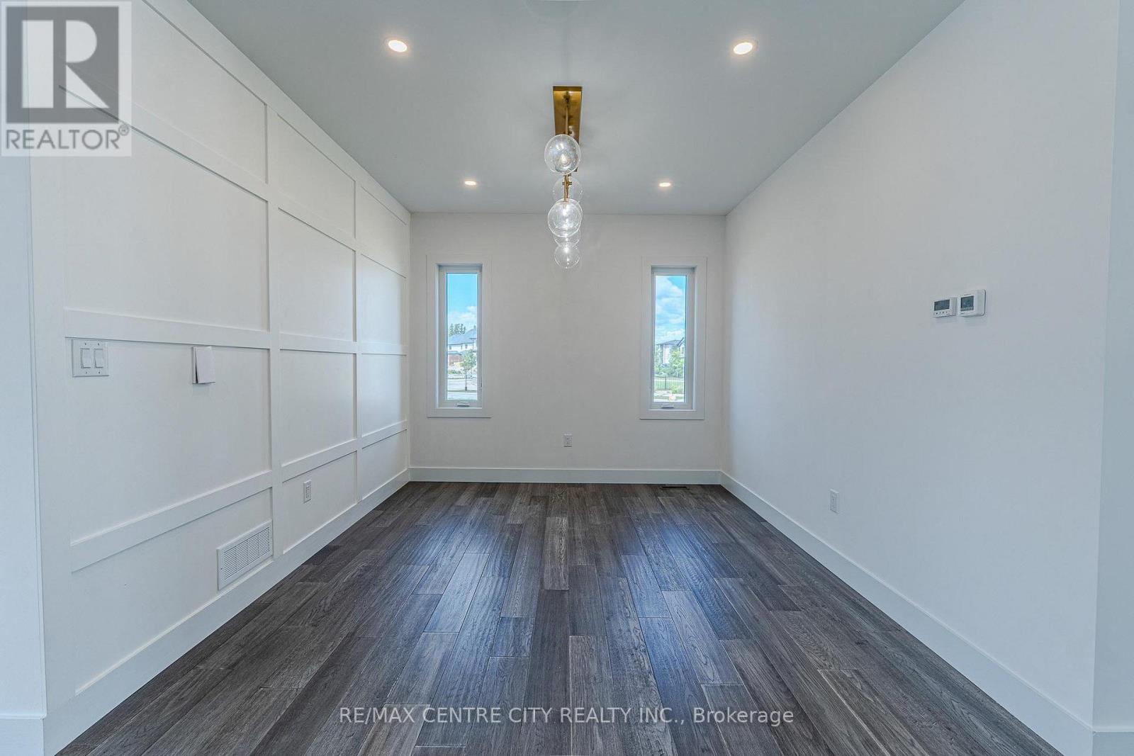 7290 SILVER CREEK CIRCLE - Image 13