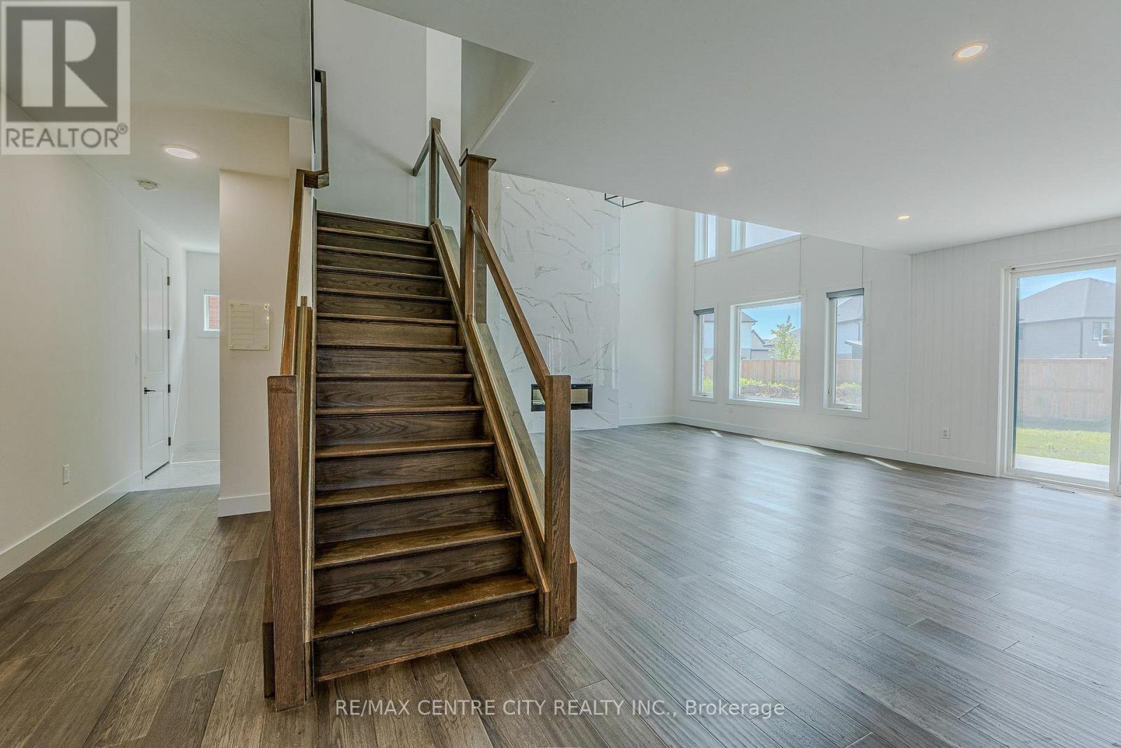 7290 SILVER CREEK CIRCLE - Image 22