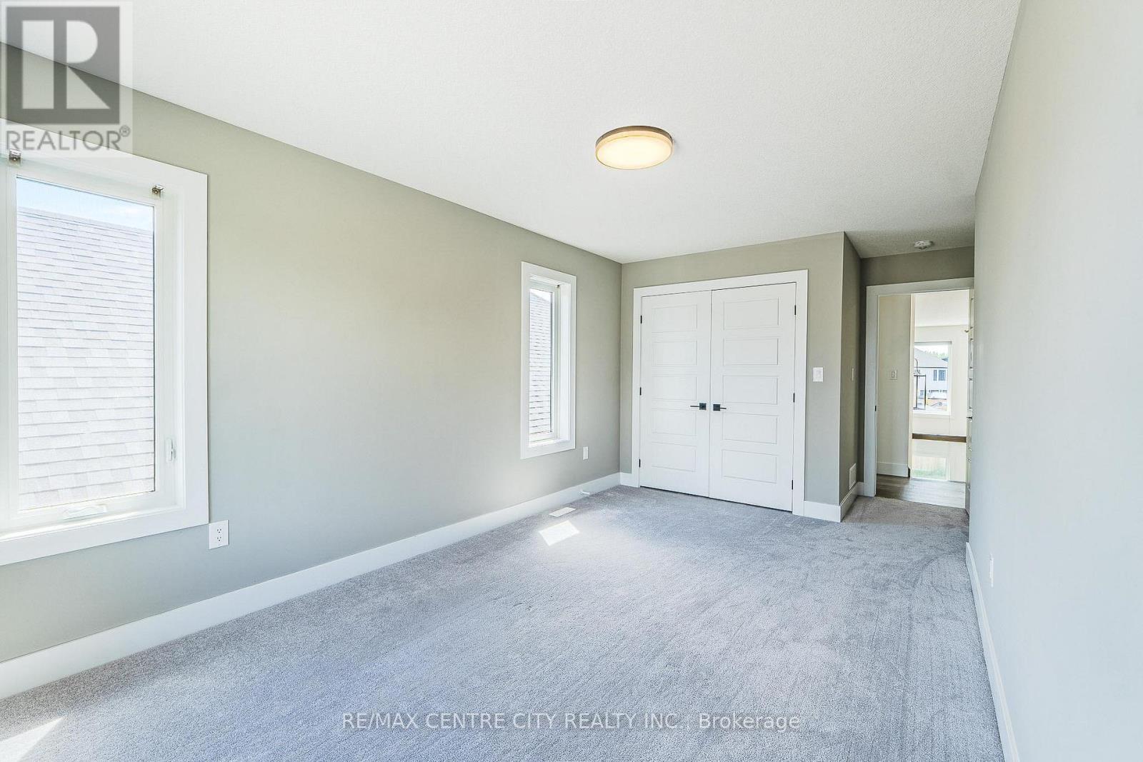 7290 SILVER CREEK CIRCLE - Image 27