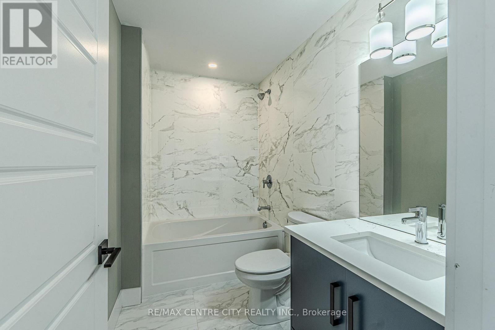 7290 SILVER CREEK CIRCLE - Image 35
