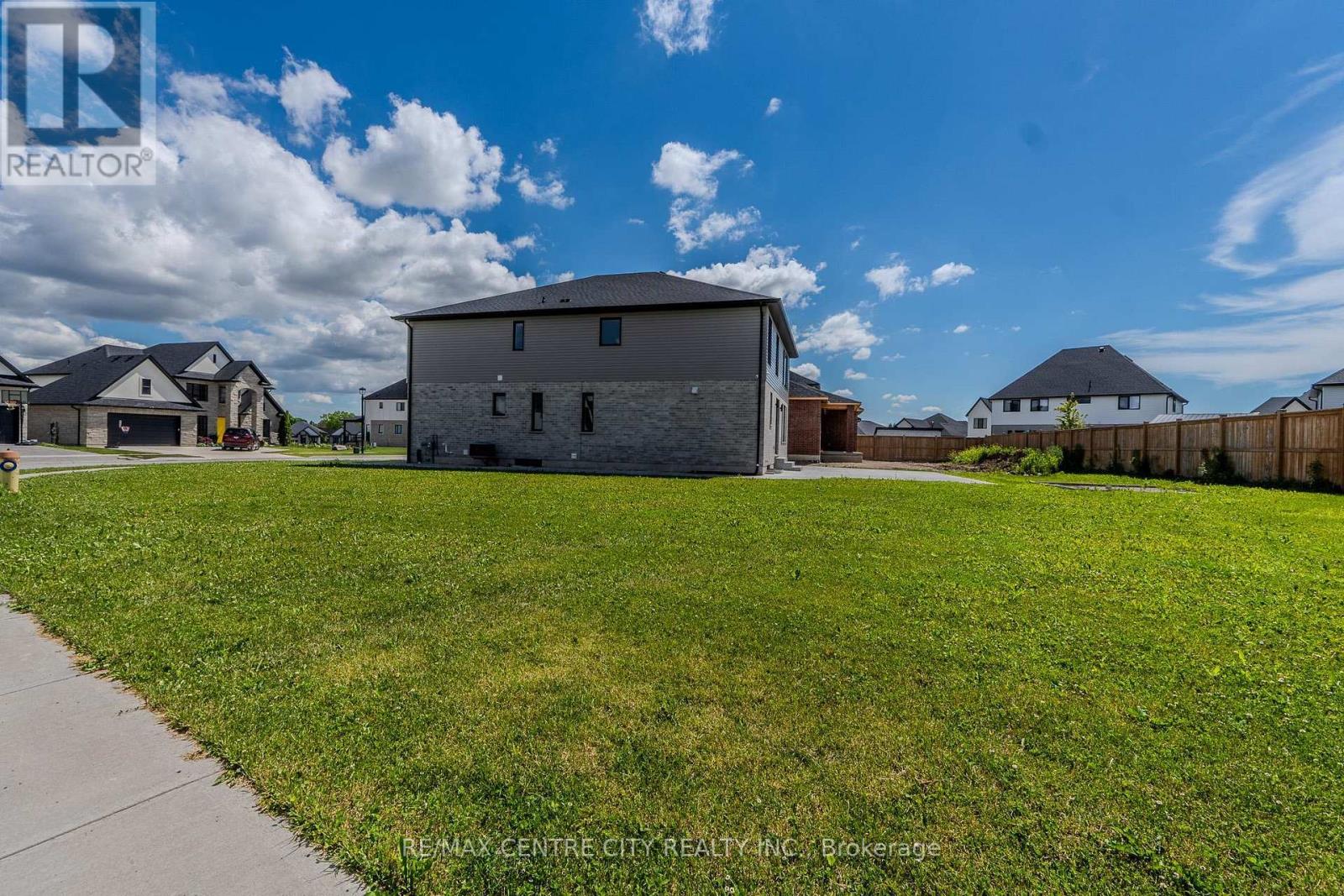 7290 SILVER CREEK CIRCLE - Image 5