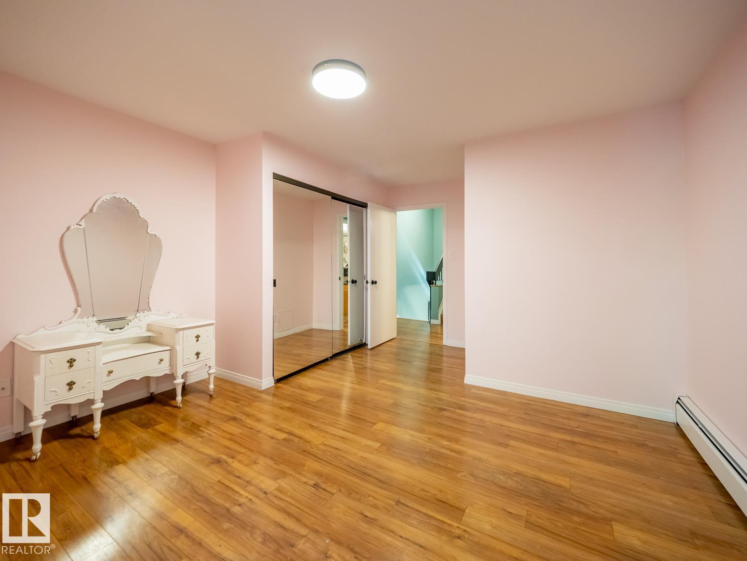 11116 83 AV NW - 20