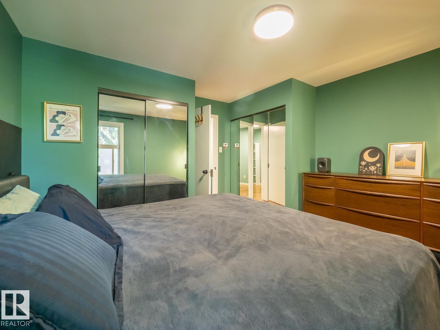 11116 83 AV NW - 27