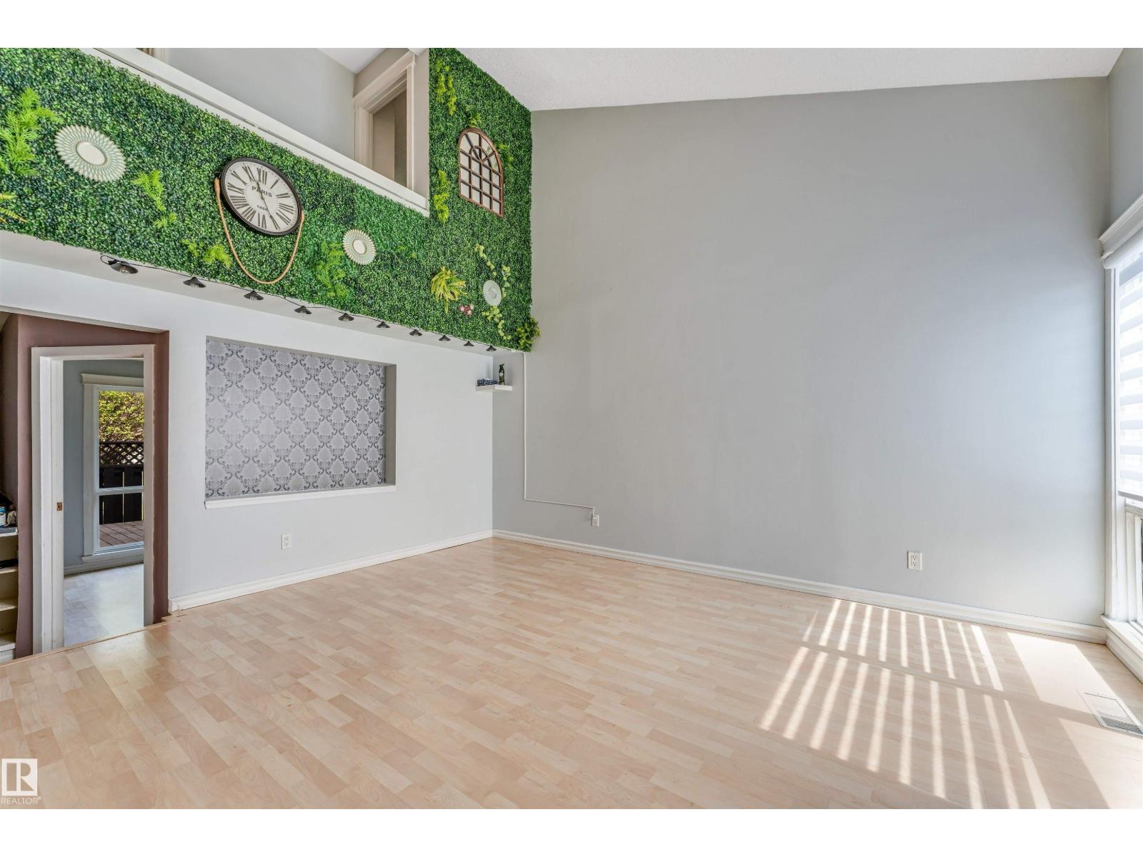 645 MILLBOURNE RD NW - 12