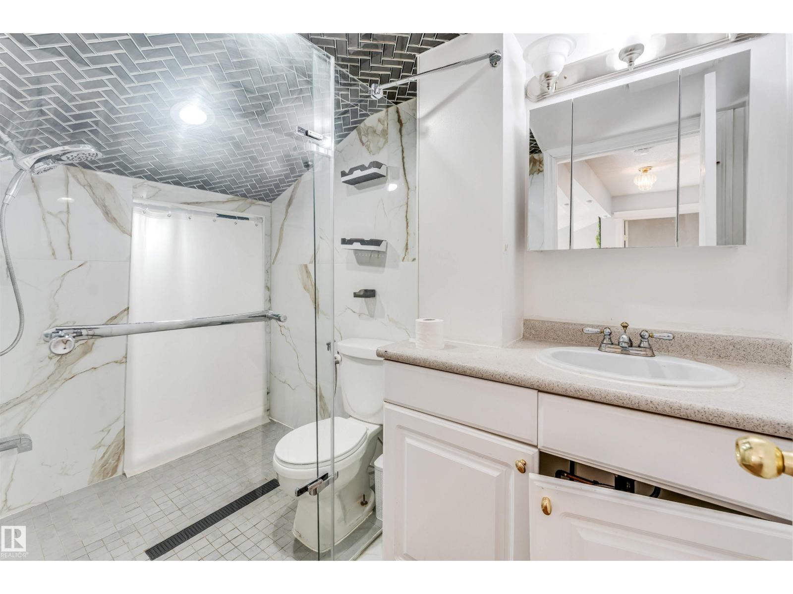 645 MILLBOURNE RD NW - 26