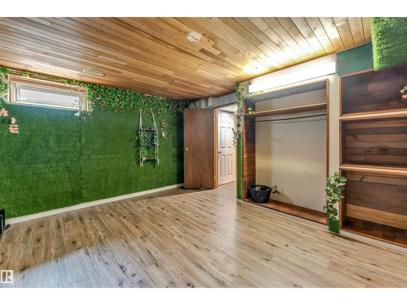 645 MILLBOURNE RD NW - 30