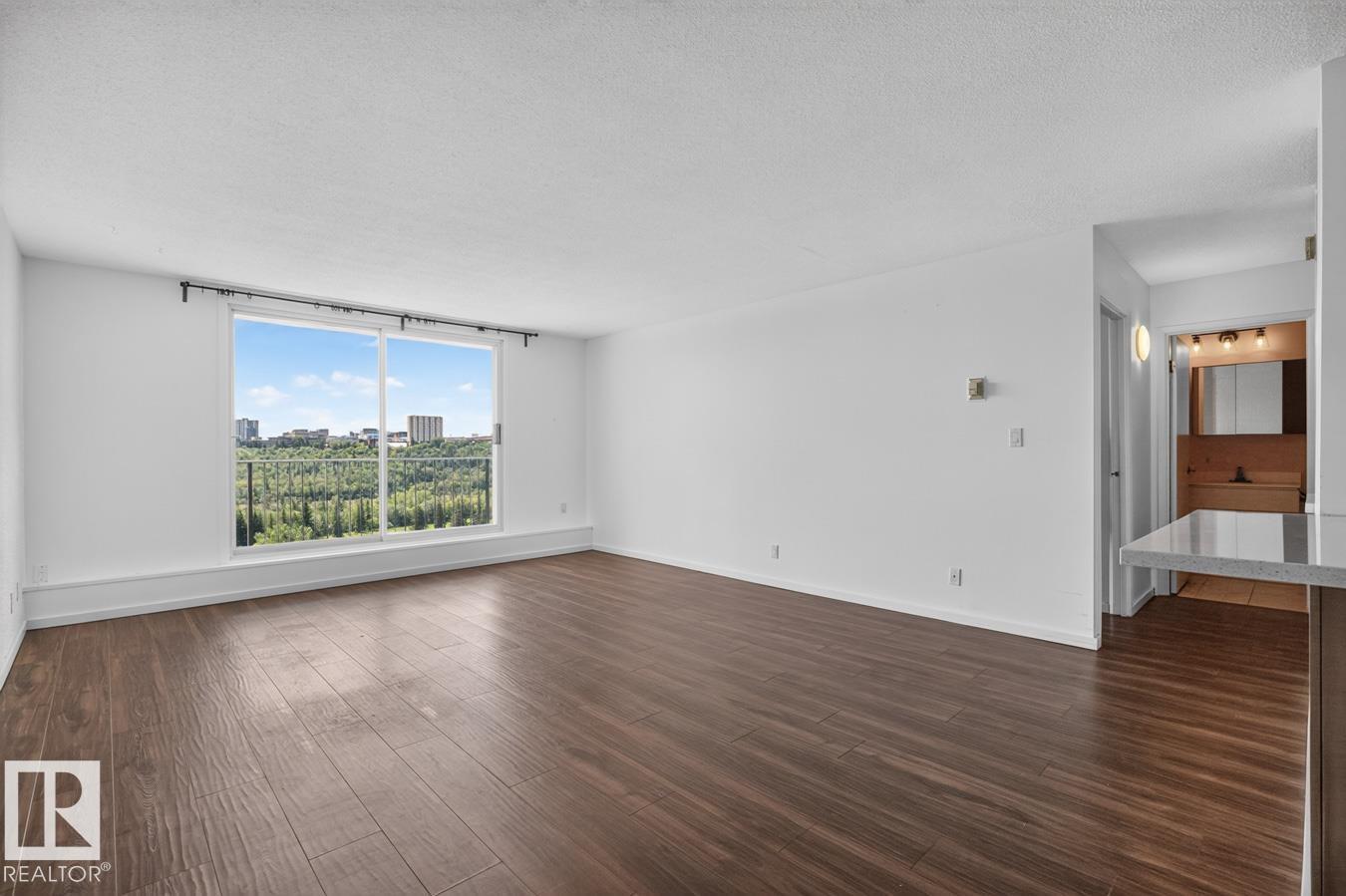 #205 11307 99 AV NW - 20