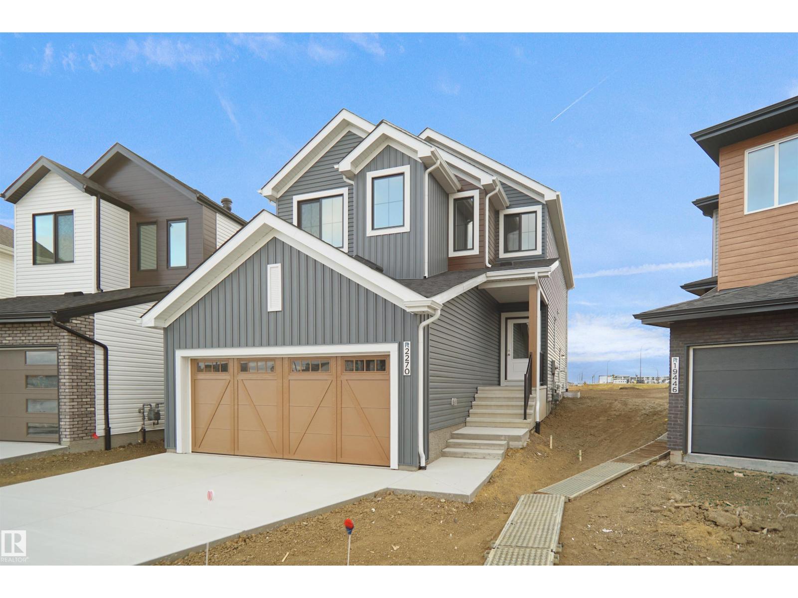 956 17 AV NW - 1