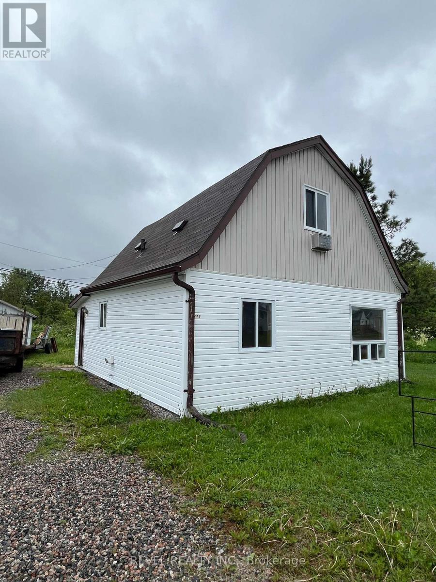 711 VICTORIA ROAD - 1