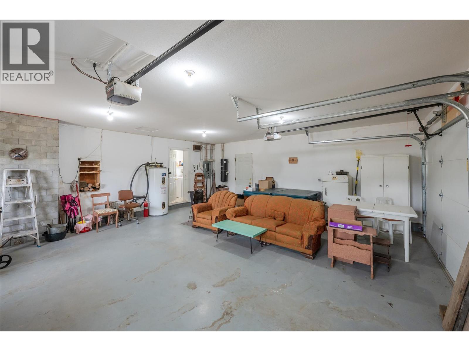 2185 Newton Road - 44