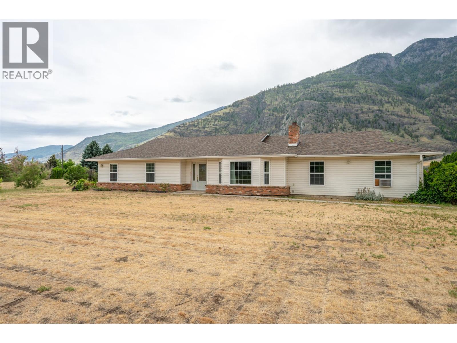 2185 Newton Road - 90