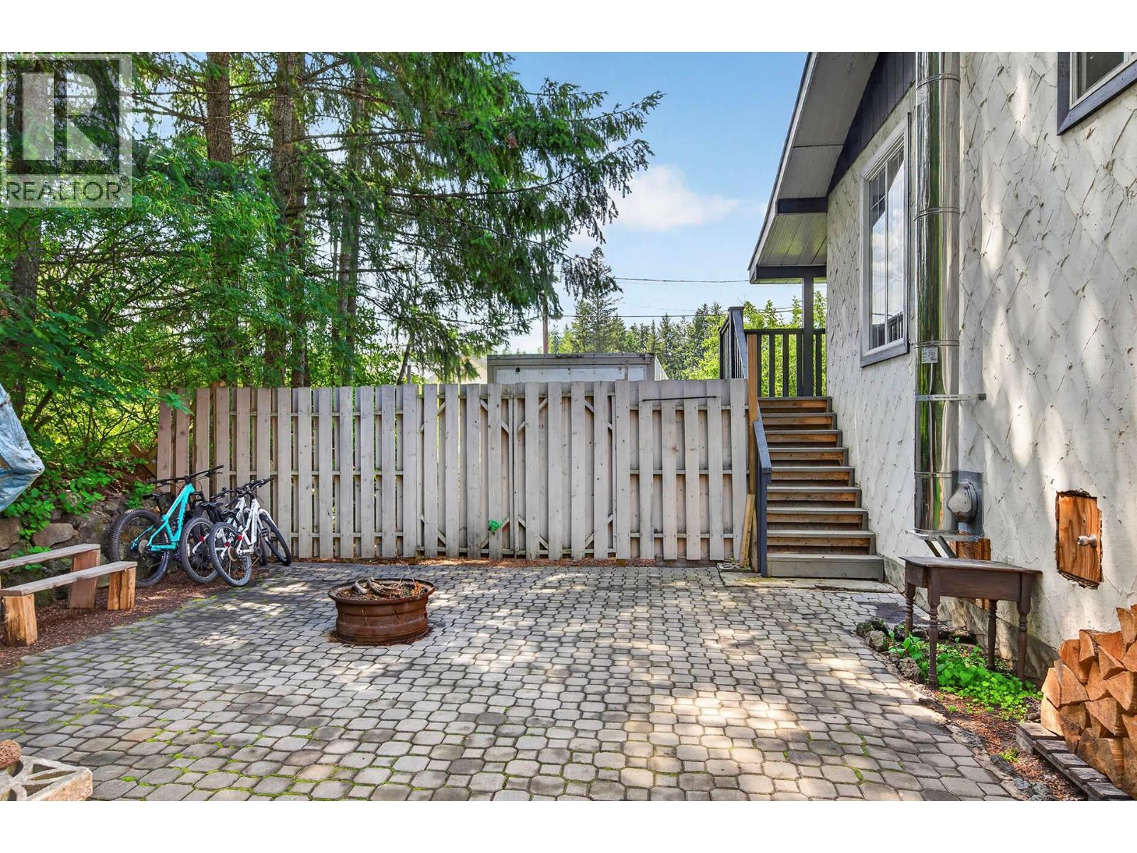 208 DUTCH LAKE Road - 33