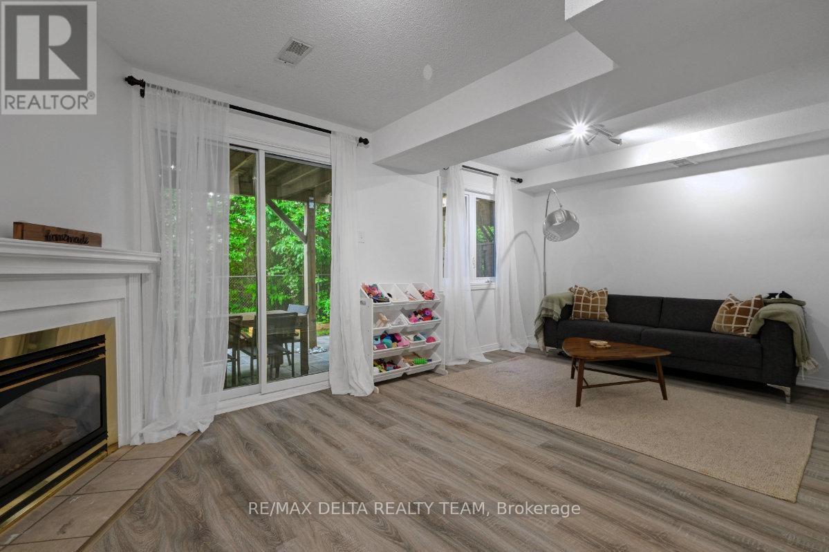 1131 FALCONCREST COURT - 31
