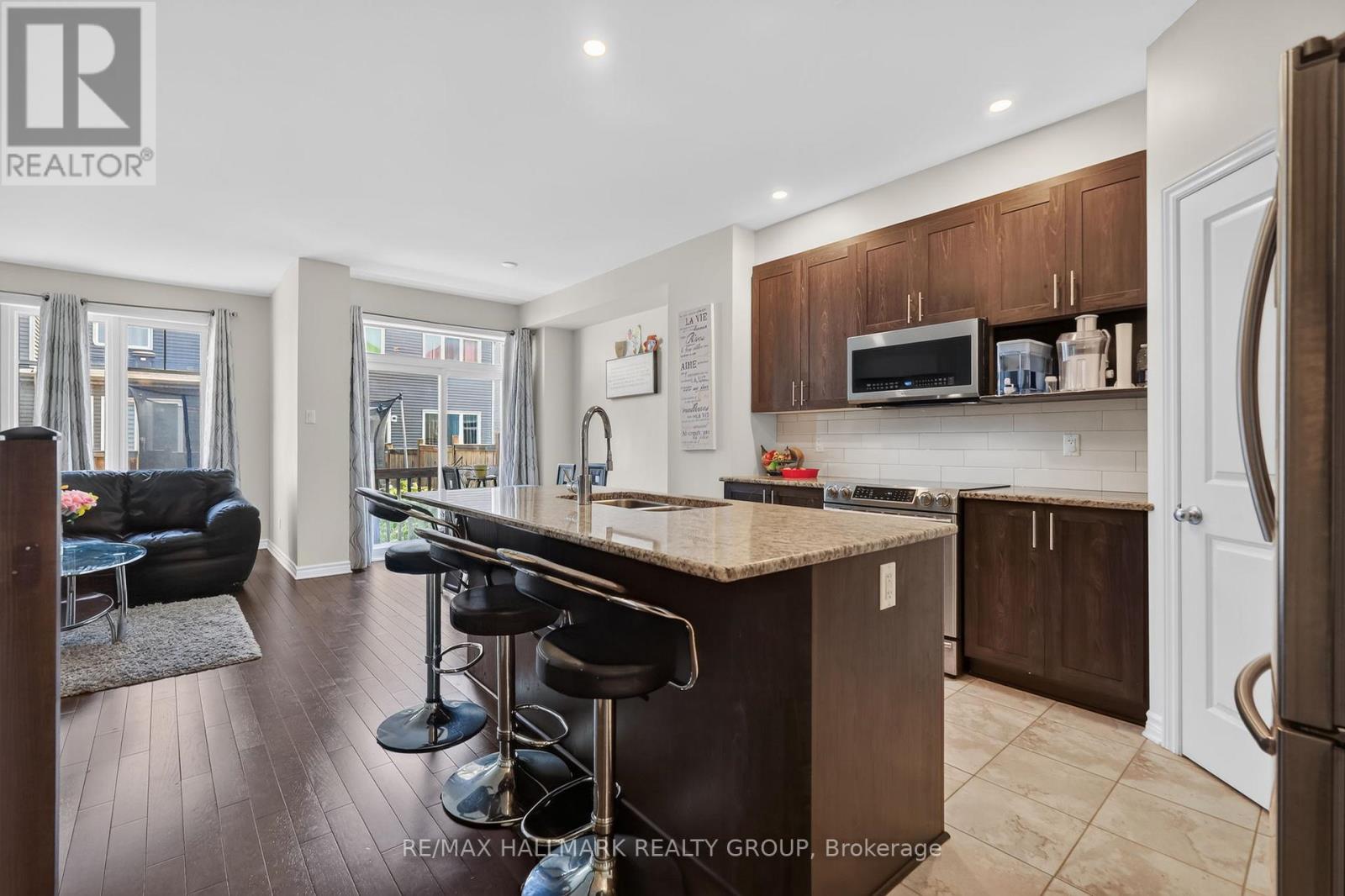 3 Bed, 3 Bath House for Rent in Ottawa – 111 ERIC MALONEY WAY, Ottawa – MLS# X13487908 - Image 8