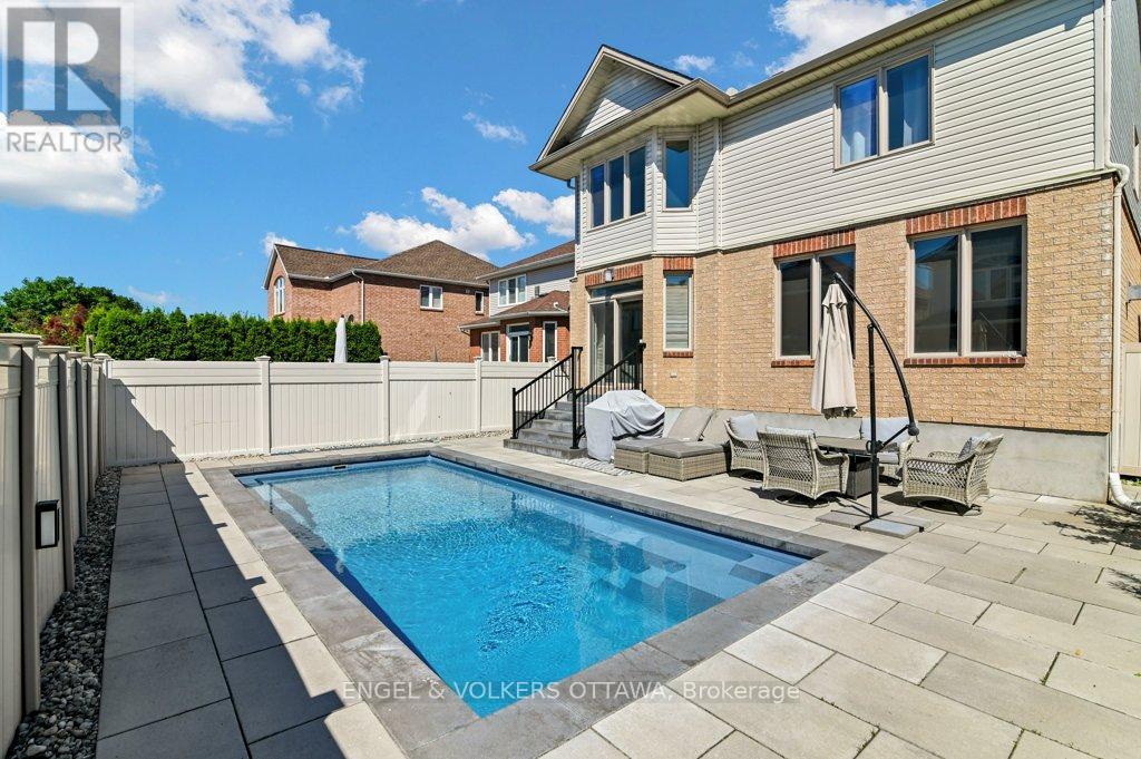 5 Bed, 5 Bath House for Sale in Ottawa – 49 GRENWICH CIRCLE, Ottawa – MLS# X13488214 - Image 34