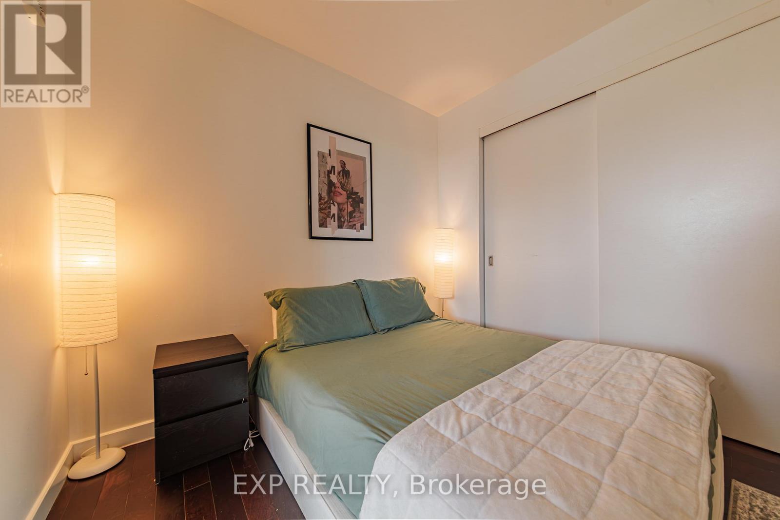 #308 201 PARKDALE AVENUE - 12