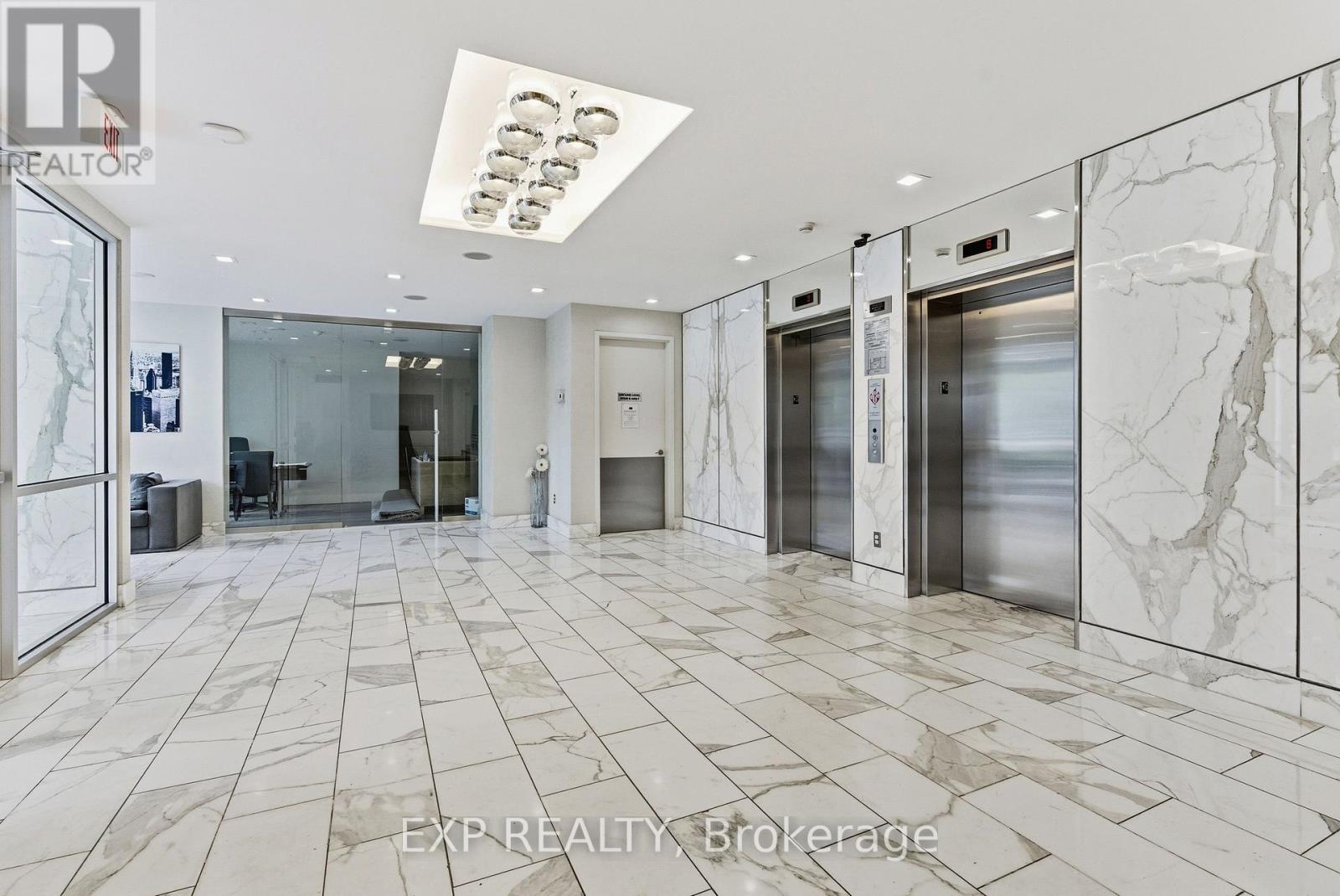 #308 201 PARKDALE AVENUE - 22