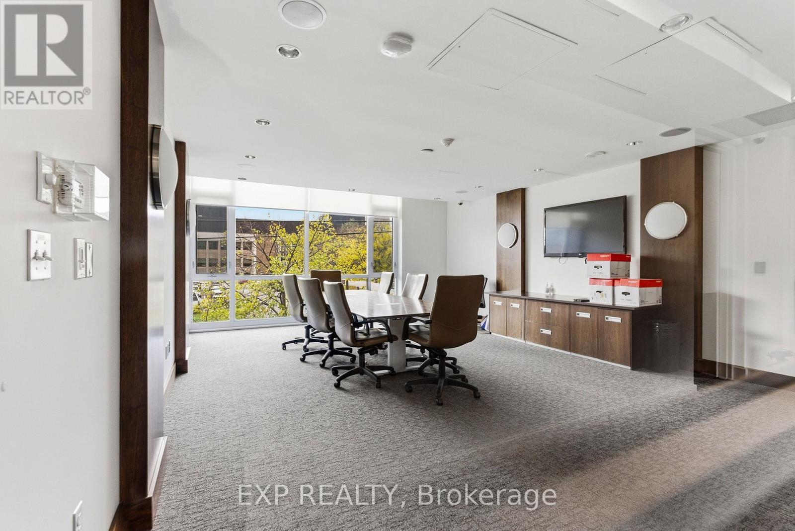 #308 201 PARKDALE AVENUE - 24