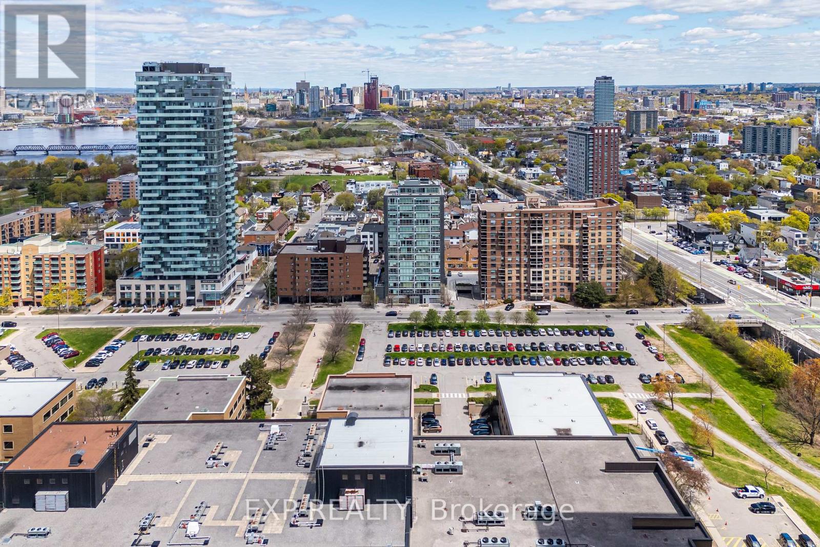 #308 201 PARKDALE AVENUE - 36