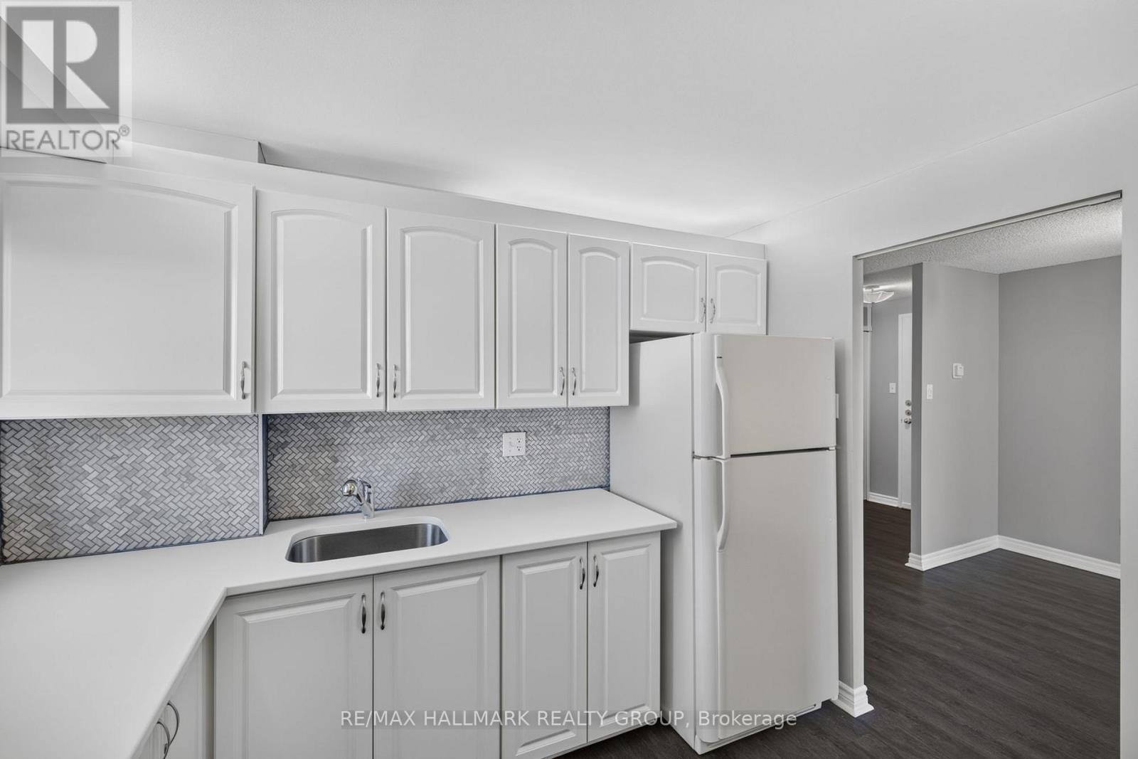 2 Bed, 1 Bath Apartment for Sale in Ottawa – 907 – 1081 AMBLESIDE DRIVE, Ottawa – MLS# X13488328 - Image 12