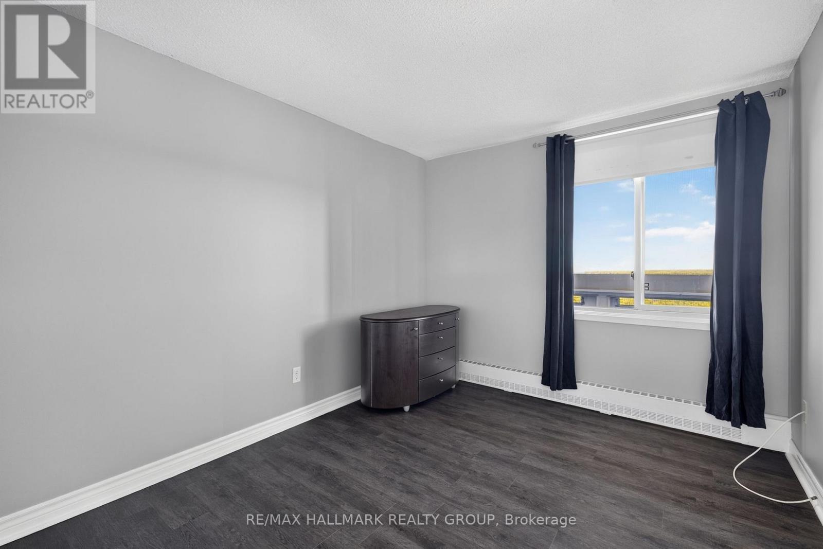 2 Bed, 1 Bath Apartment for Sale in Ottawa – 907 – 1081 AMBLESIDE DRIVE, Ottawa – MLS# X13488328 - Image 13