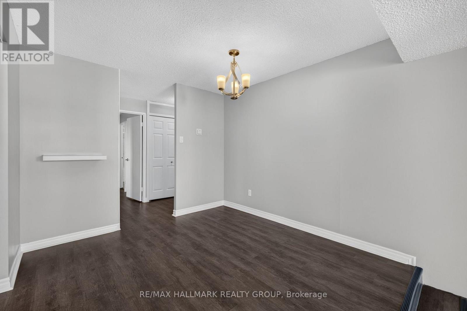 2 Bed, 1 Bath Apartment for Sale in Ottawa – 907 – 1081 AMBLESIDE DRIVE, Ottawa – MLS# X13488328 - Image 6