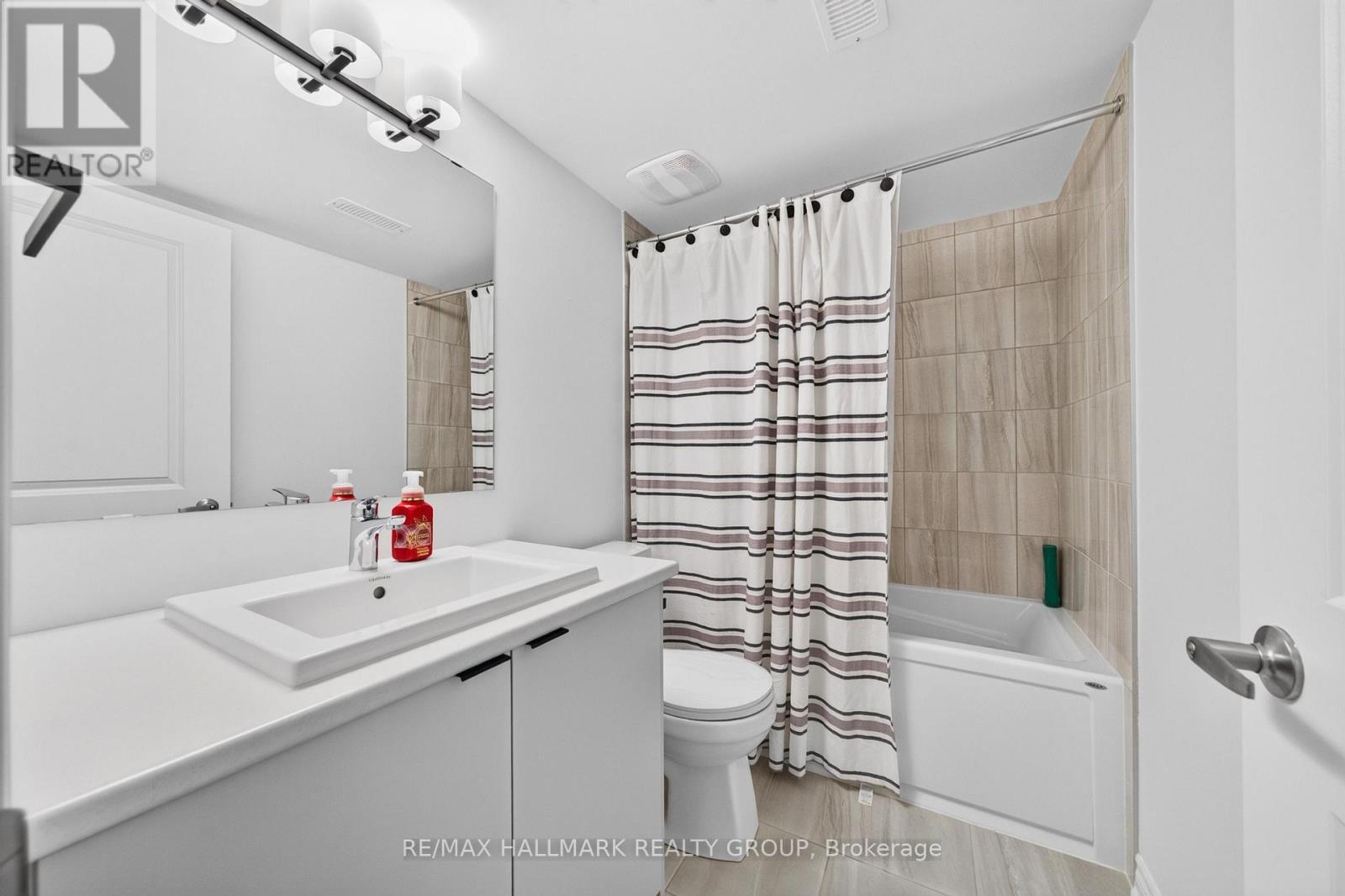 3 Bed, 4 Bath House for Sale in Ottawa – 47 JARGEAU ROAD, Ottawa – MLS# X13488344 - Image 44