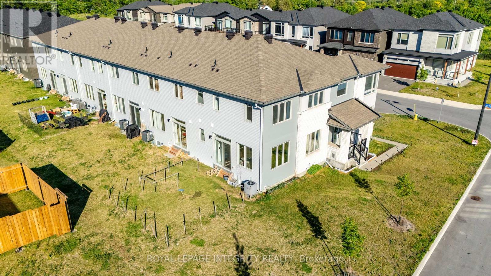 3 Bed, 4 Bath House for Rent in Ottawa – 660 FENWICK WAY, Ottawa – MLS# X13488346 - Image 36