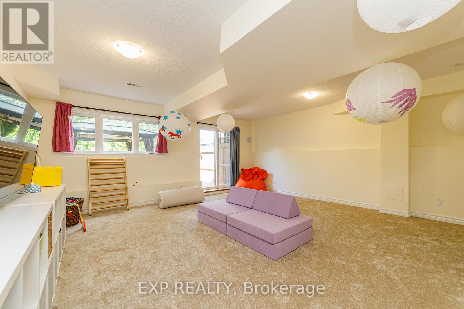 172 PARKROSE PRIVATE - 31