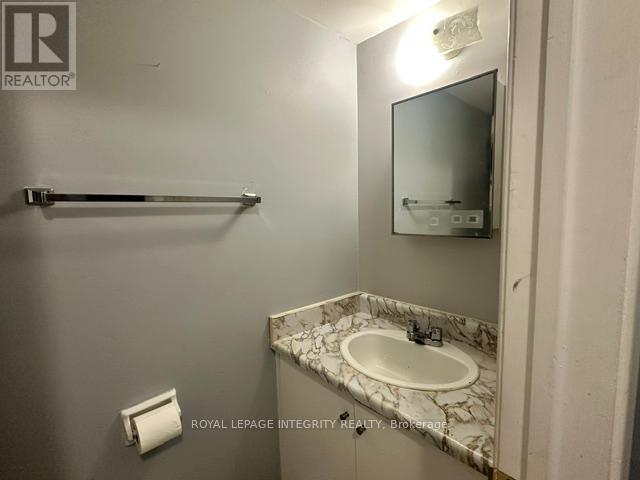 4 Bed, 2 Bath House for Sale in Ottawa – 25 – 3564 ALADDIN LANE, Ottawa – MLS# X13488502 - Image 19