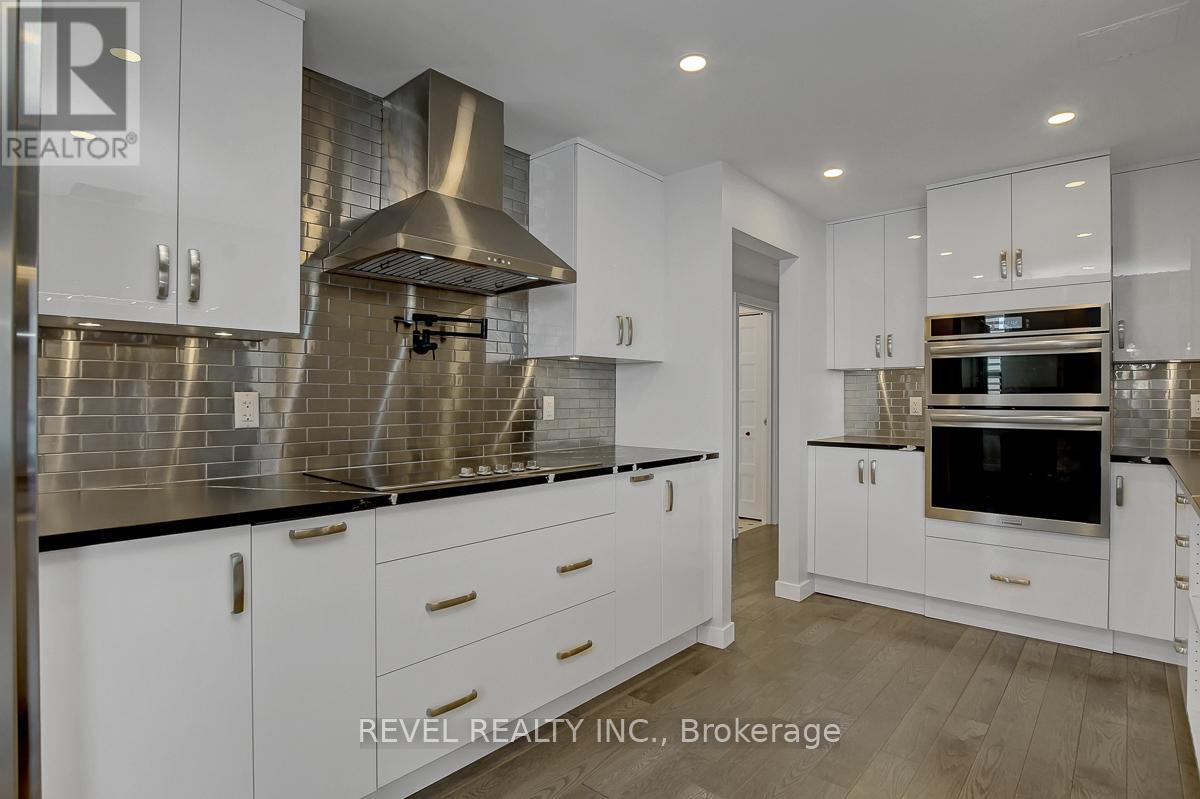 #2101 556 LAURIER AVENUE W - 6