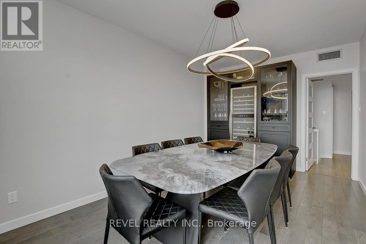#2101 556 LAURIER AVENUE W - 8