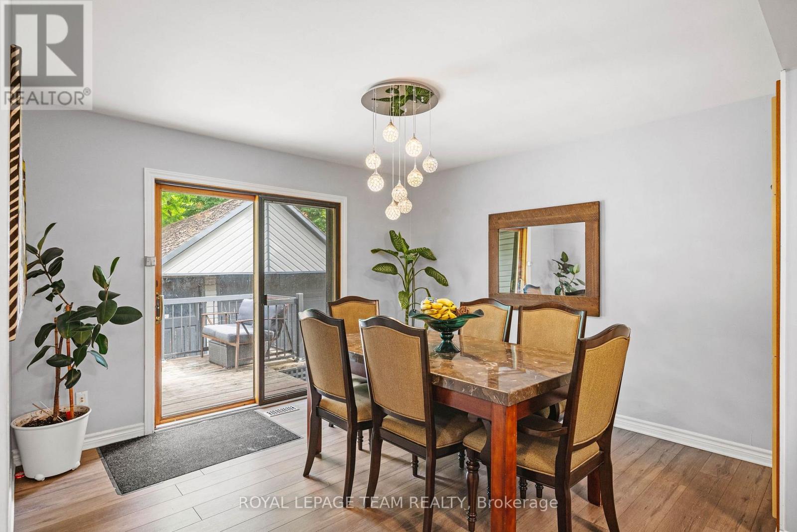 3 Bed, 2 Bath House for Sale in Ottawa – 879 PLEASANT PARK ROAD, Ottawa – MLS# X13488652 - Image 10