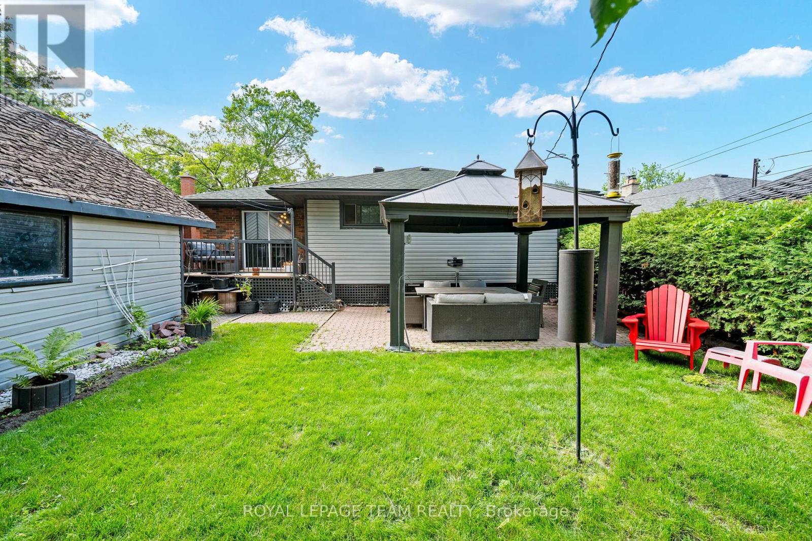 3 Bed, 2 Bath House for Sale in Ottawa – 879 PLEASANT PARK ROAD, Ottawa – MLS# X13488652 - Image 36