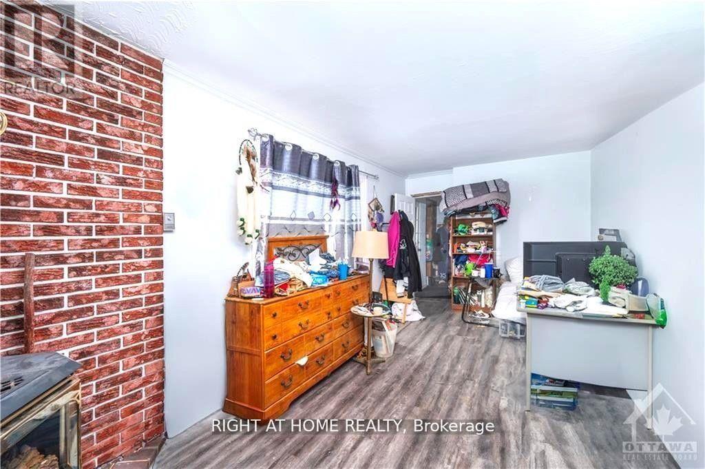 7 Bed, 3 Bath House for Sale in Ottawa – 333 LEVIS AVENUE, Ottawa – MLS# X13488664 - Image 26